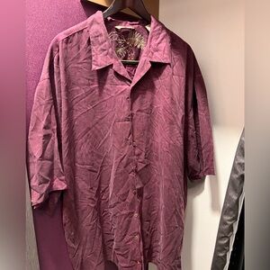Men’s Tommy Bahama 3XLT 100% silk shirt, maroon